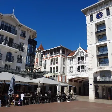 T3 Au Coeur D'arcachon, A 50m De La & 300m De La Gare, Parking Et Wifi Inclus - Fr-1-374-121 Apartament *